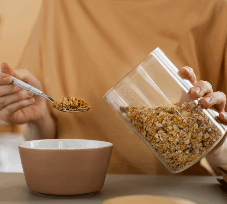 Cada vez hay más evidencia de que la salud mental no depende solo de factores emocionales o genéticos, sino también de la alimentación. Lo que comemos tiene un impacto directo sobre los procesos químicos del cerebro…